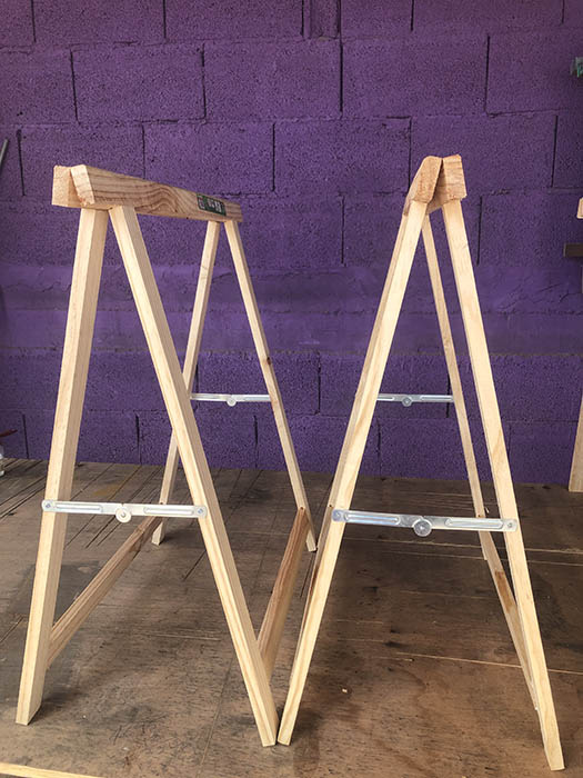 BURRAS-CABALLETES DE MADERA PLEGABLES. ESTÁNDAR.